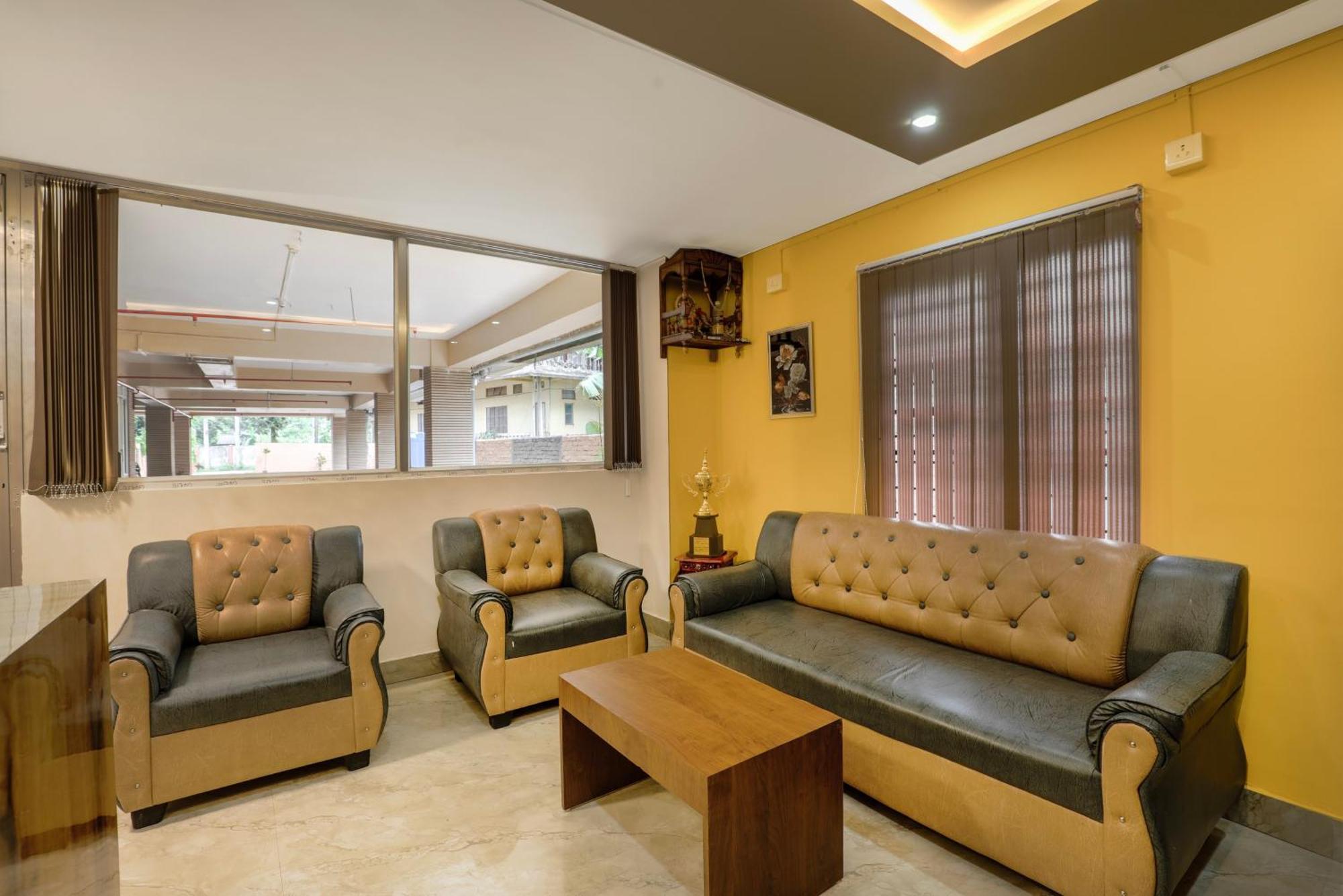 Treebo Urban Oasis Inn Guwahati Dış mekan fotoğraf