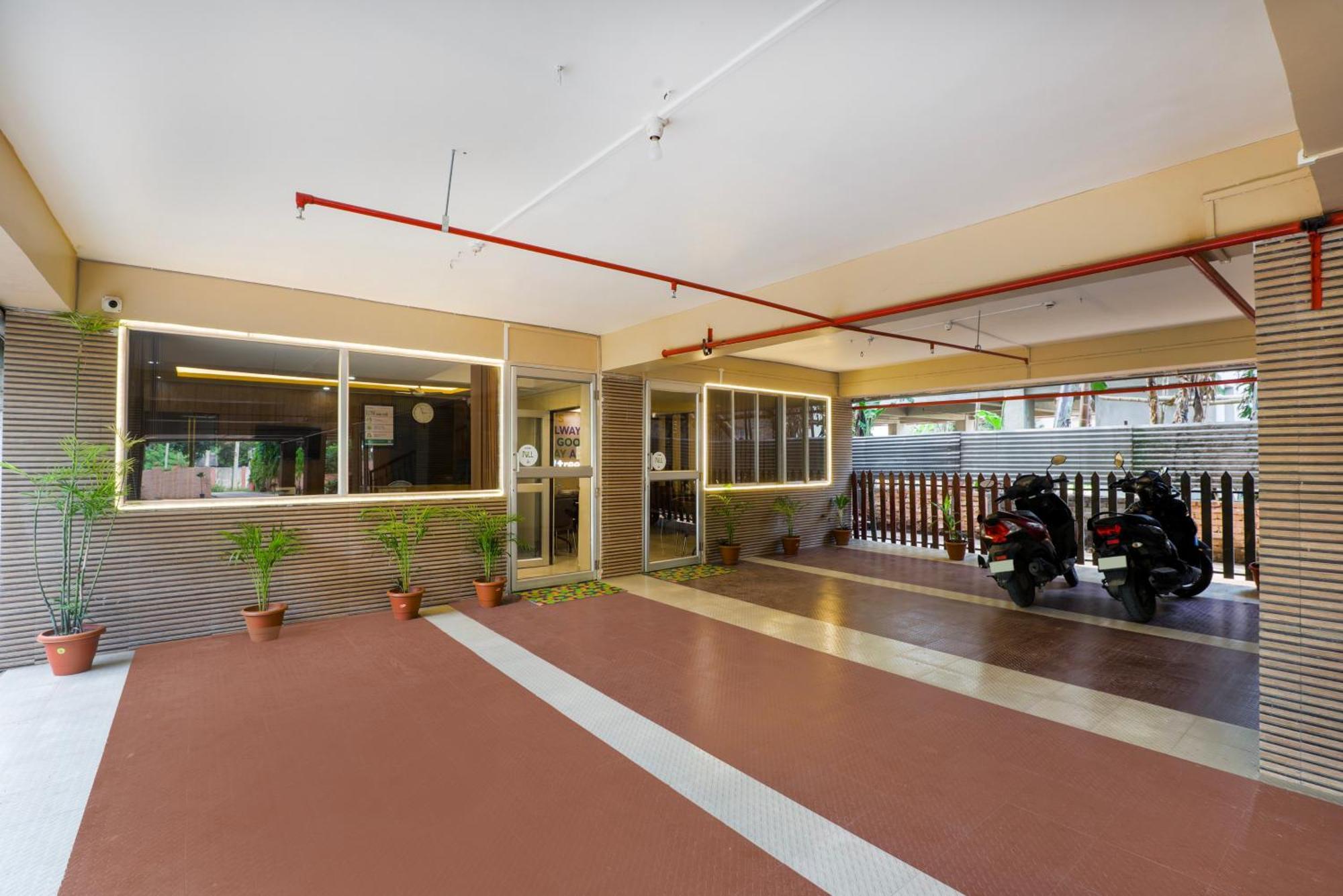 Treebo Urban Oasis Inn Guwahati Dış mekan fotoğraf