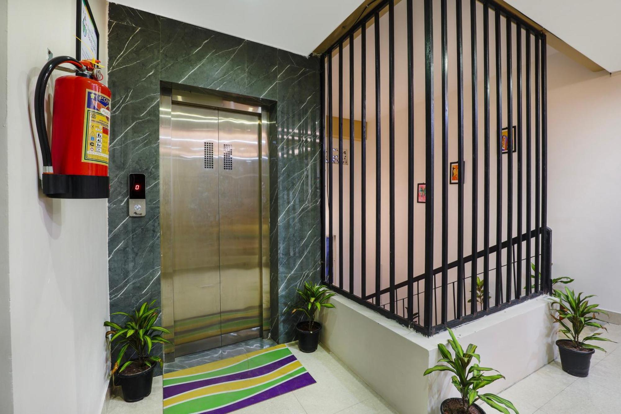 Treebo Urban Oasis Inn Guwahati Dış mekan fotoğraf