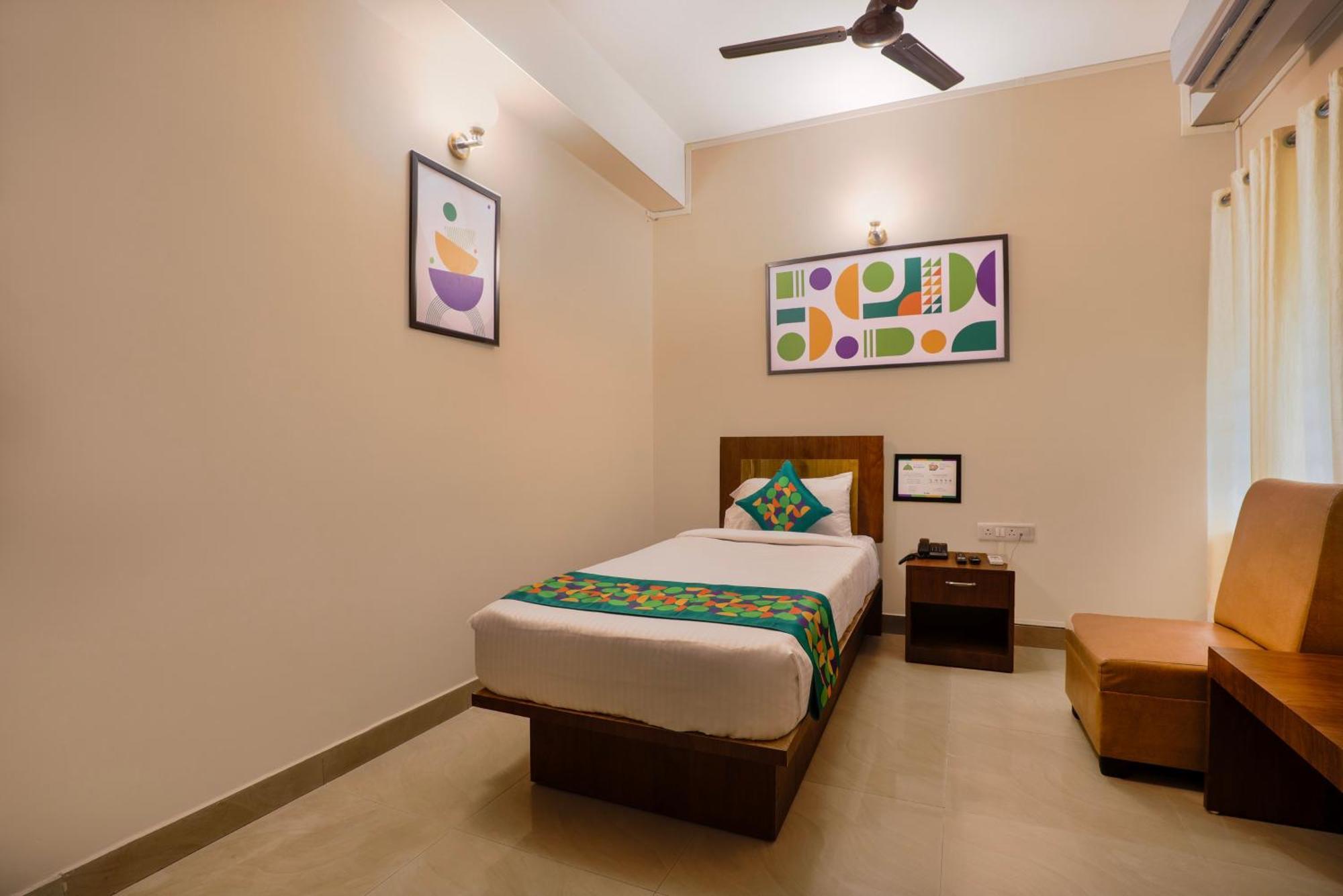 Treebo Urban Oasis Inn Guwahati Dış mekan fotoğraf