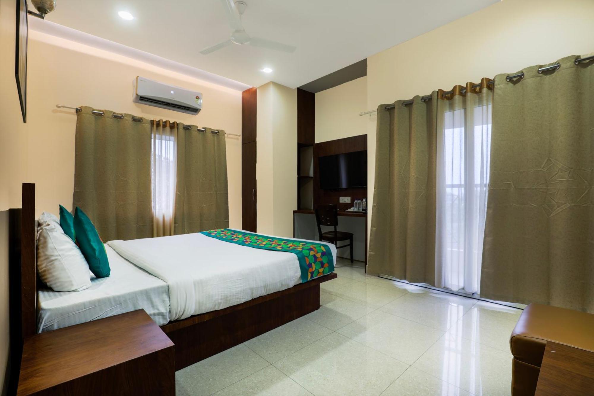 Treebo Urban Oasis Inn Guwahati Dış mekan fotoğraf